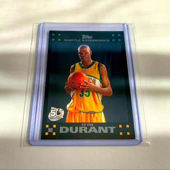 Kevin Durant ‘07 Topps Rookie Card